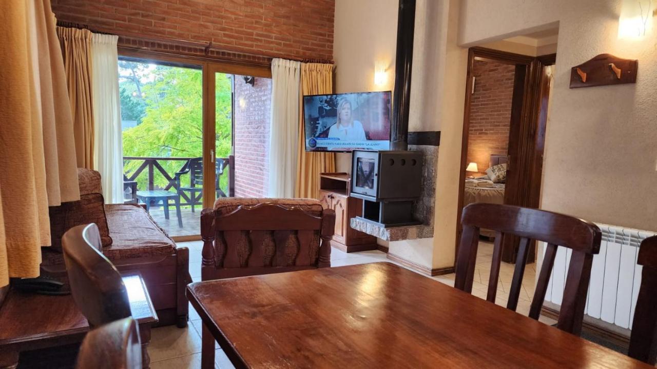 Villa Refugio Del Bosque à Carilo Extérieur photo
