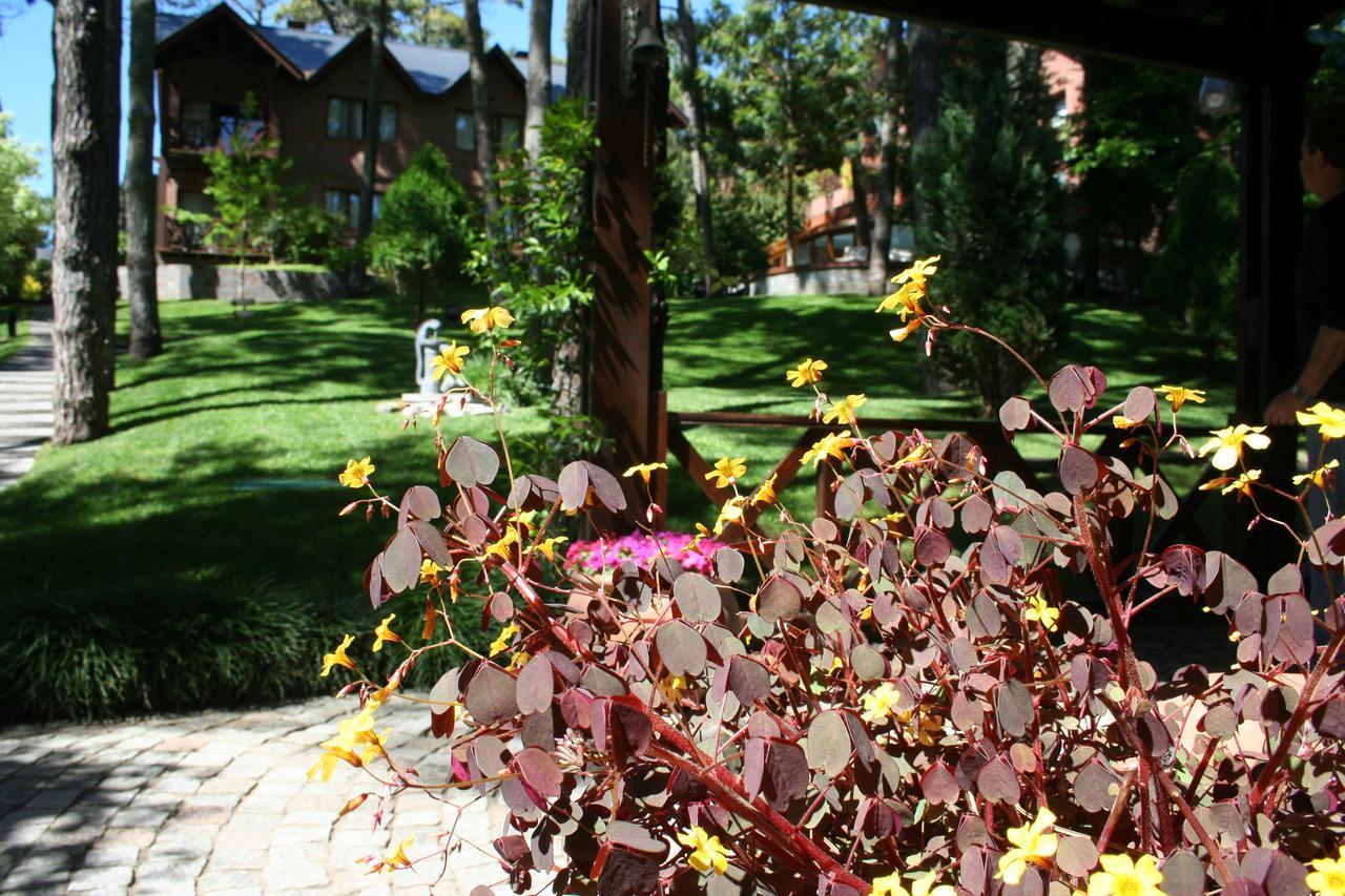 Villa Refugio Del Bosque à Carilo Extérieur photo