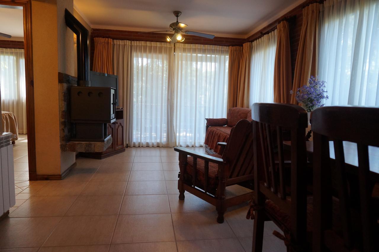 Villa Refugio Del Bosque à Carilo Extérieur photo
