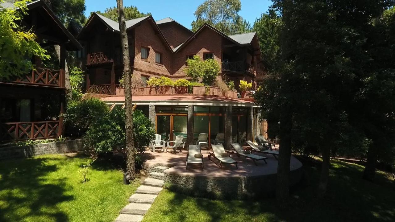 Villa Refugio Del Bosque à Carilo Extérieur photo