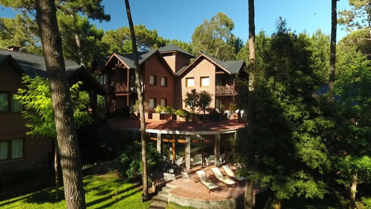 Villa Refugio Del Bosque à Carilo Extérieur photo